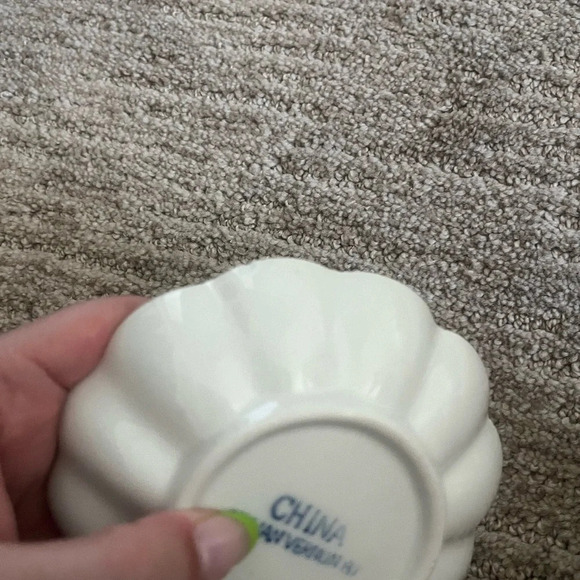Vintage Coastal grandma White shell trinket dish - Picture 5 of 5